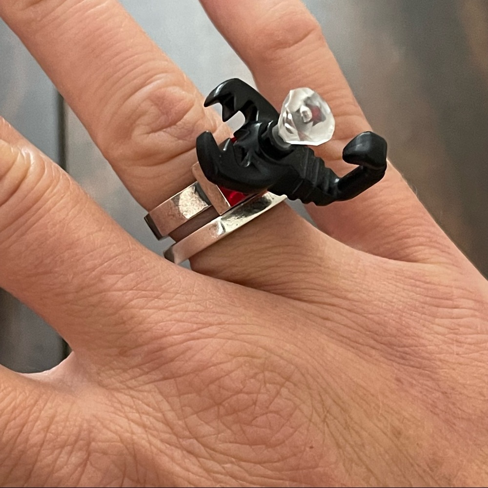 Barney’s NY x LEGO sterling silver ring